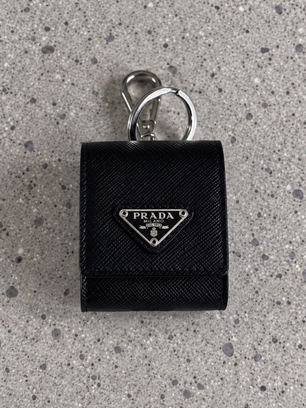 Prada Leather Earphone Case Airpods Black 100% Authentic β€οΈ